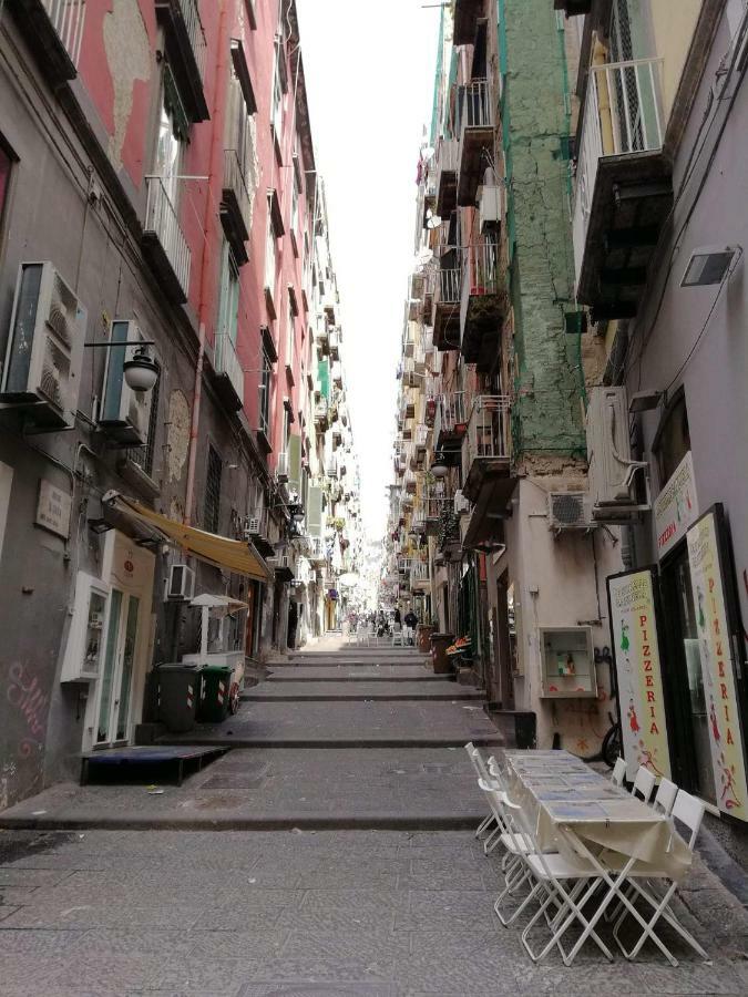 那不勒斯Gradoni Di Chiaia Twenty Three住宿加早餐旅馆 外观 照片